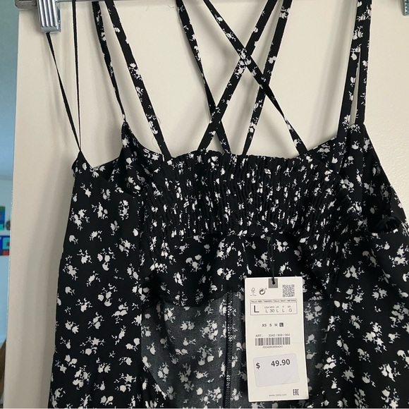 Zara’s Floral print summer midi dress in black and white. Size Large NWT - Picture 5 of 9